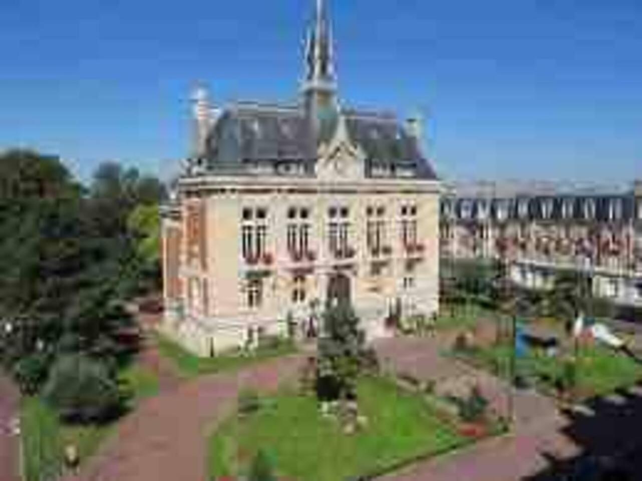 Appartement 2 Pieces Au Raincy Proche De Paris Le Raincy Eksteriør bilde